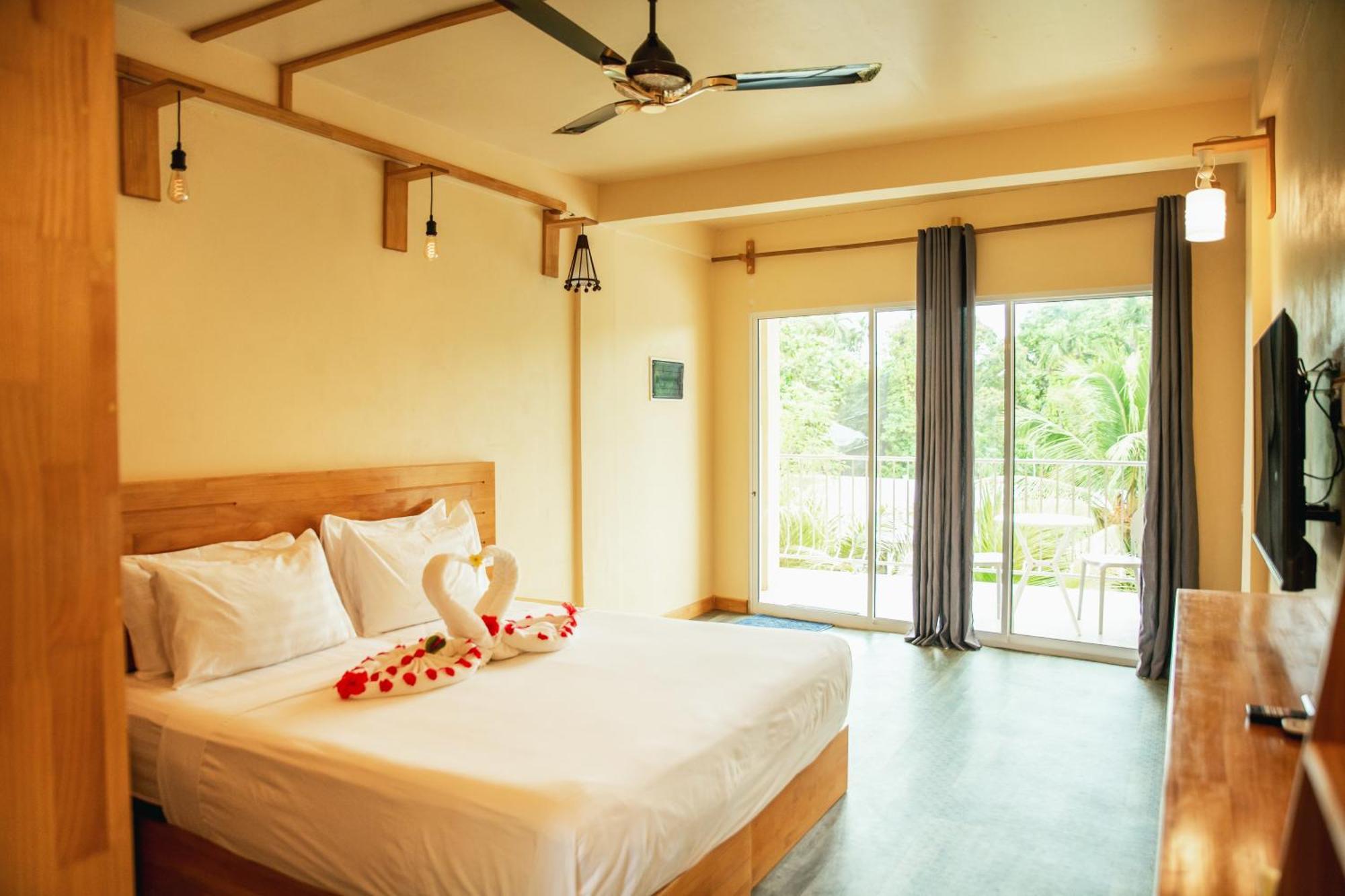 Relax Lodge Thoddoo Exterior foto